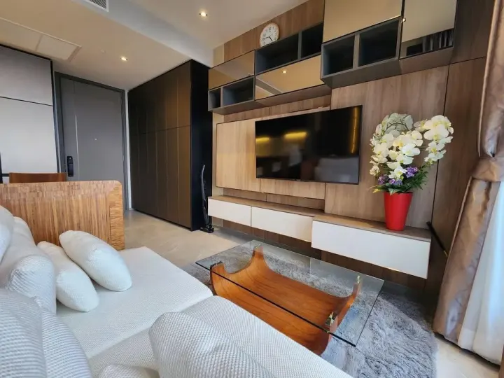 Property photos for Hyde Heritage Thonglor