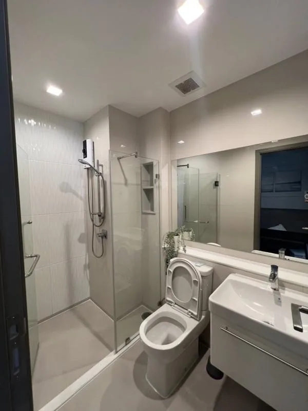 Property photos for Life Asoke Hype
