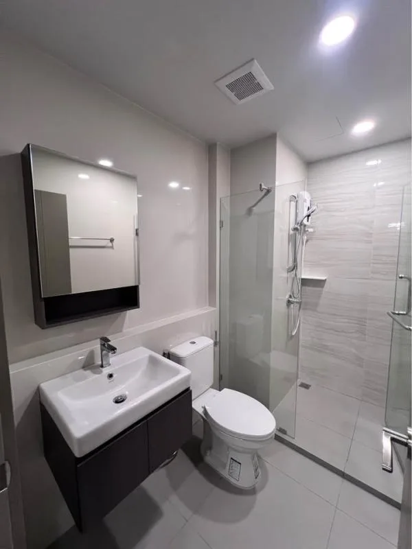 Property photos for Aspire Onnut Station