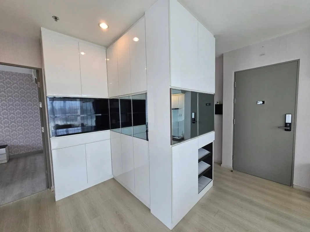 Property photos for Life Ratchadapisek