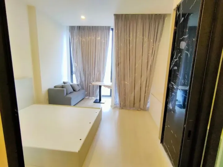 Property photos for Mazarine Ratchayothin