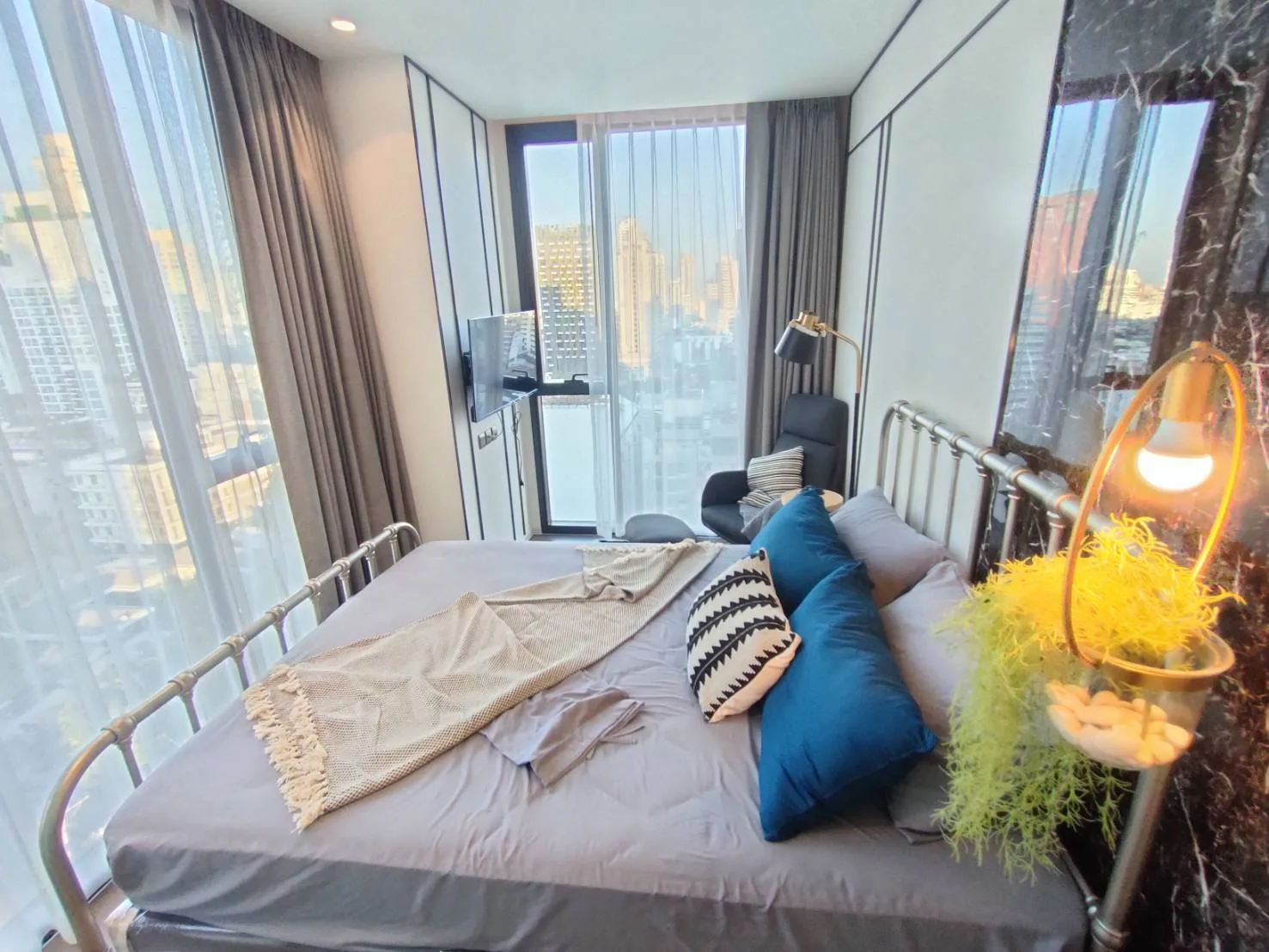 Property photos for MUNIQ Sukhumvit 23
