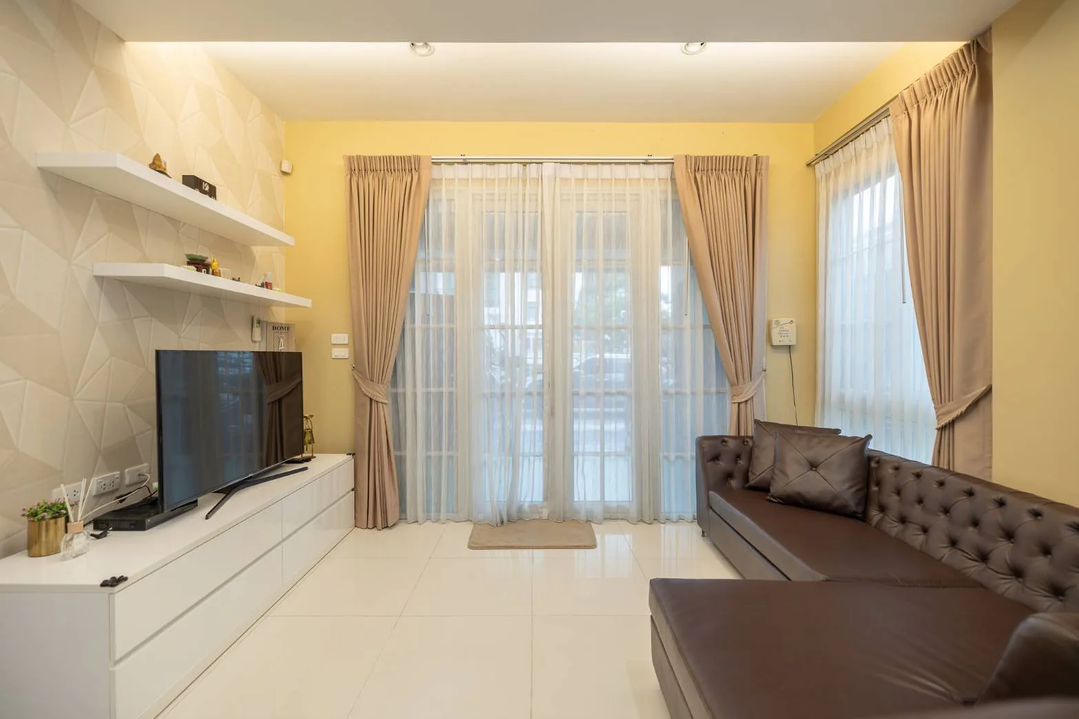 Property photos for Bless Town Sukhumvit 50
