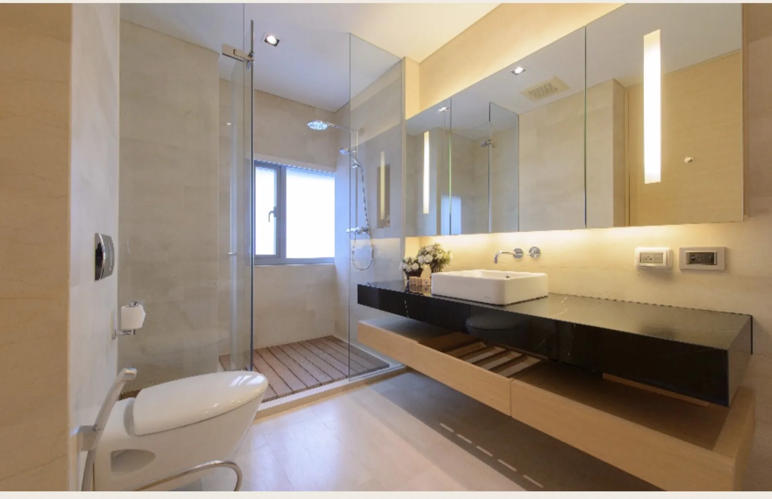 Property photos for Saladaeng Residences