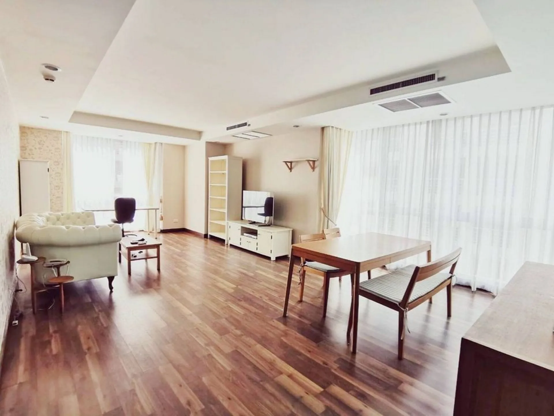 Property photos for The Rajdamri