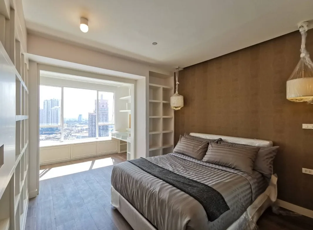 Property photos for Wilshire