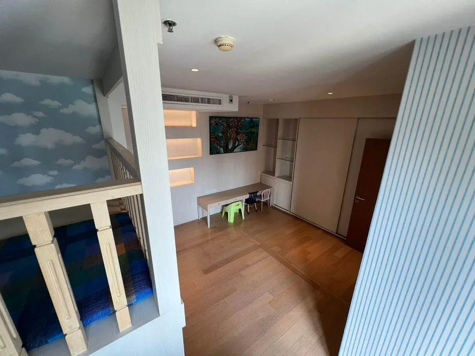 Property photos for Noble Reflex