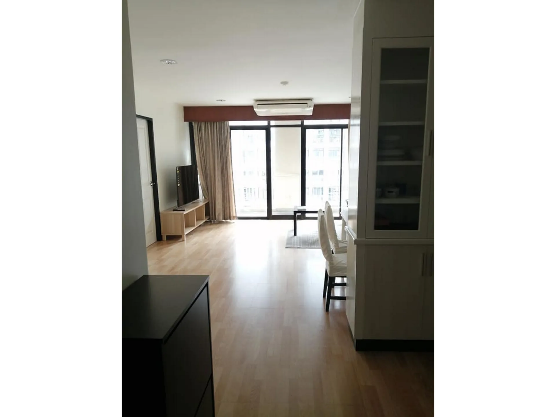 Property photos for Green Point Silom