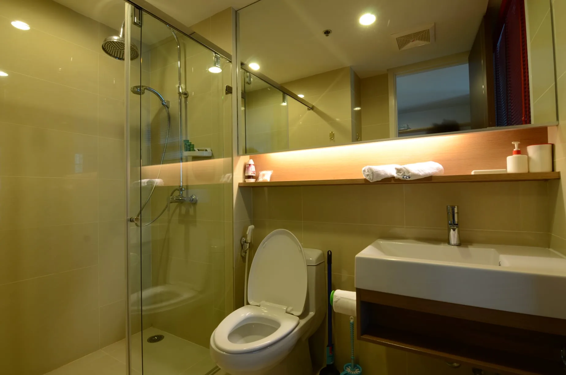 Property photos for 15 Sukhumvit Residences