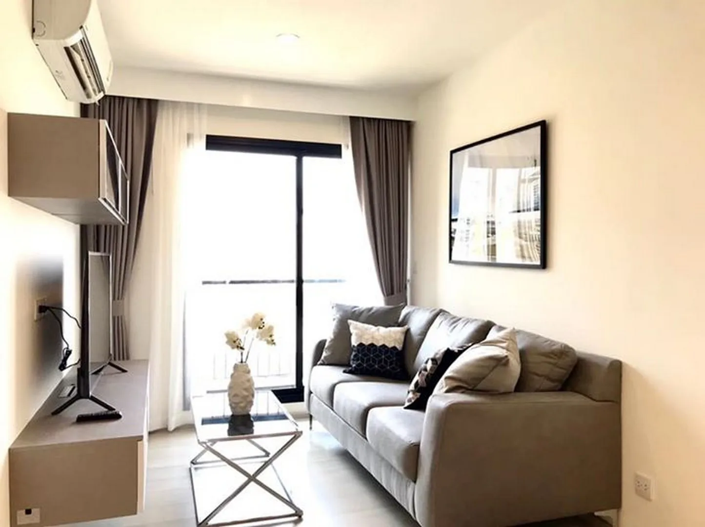 Property photos for Life Asoke