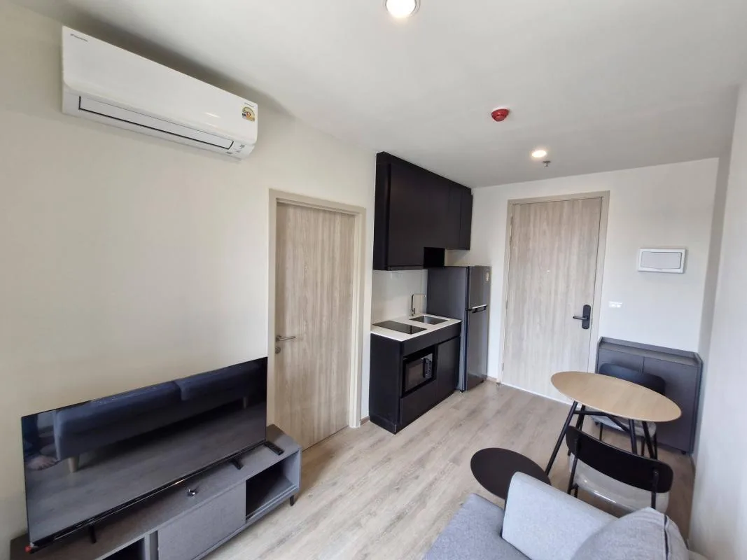 Property photos for Nue District R9