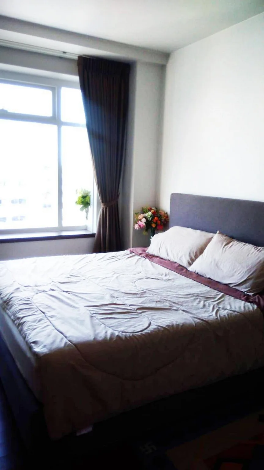 Property photos for Circle Condominium