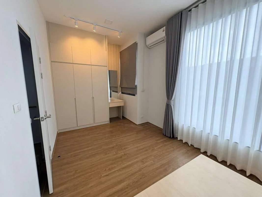 Property photos for Pleno Suksawat-Rama 3