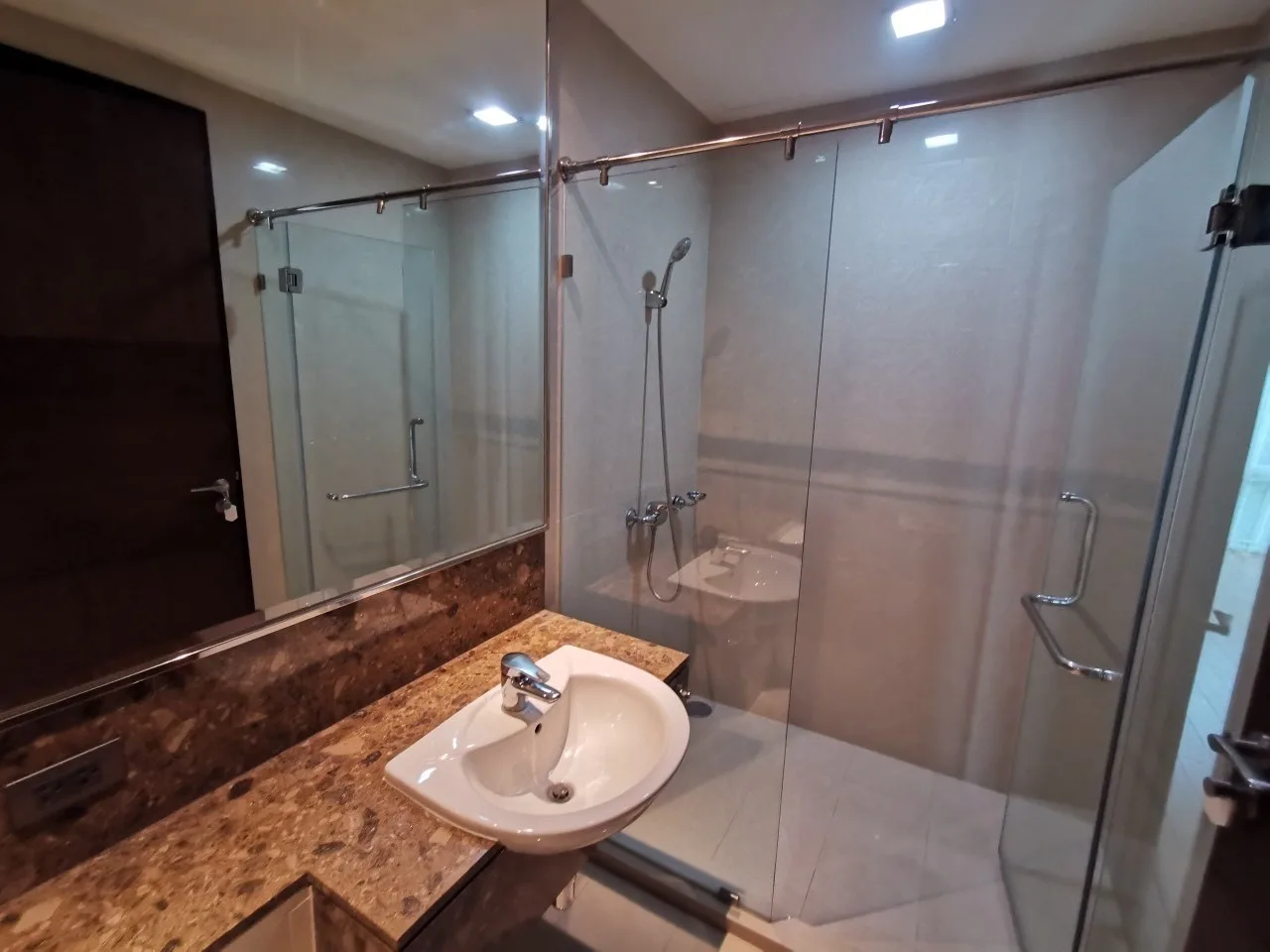 Property photos for Belgravia Residences