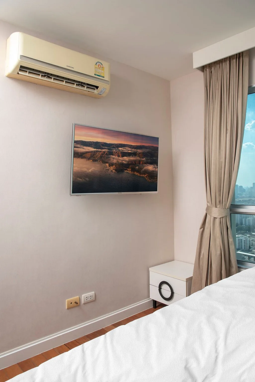 Property photos for Belle Grand Rama 9