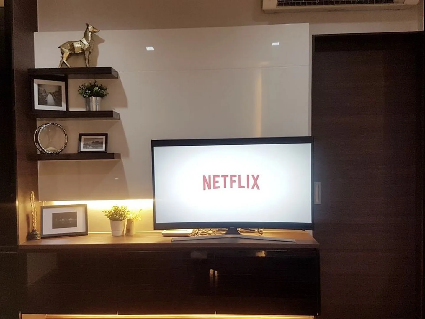 Property photos for Ivy Ampio