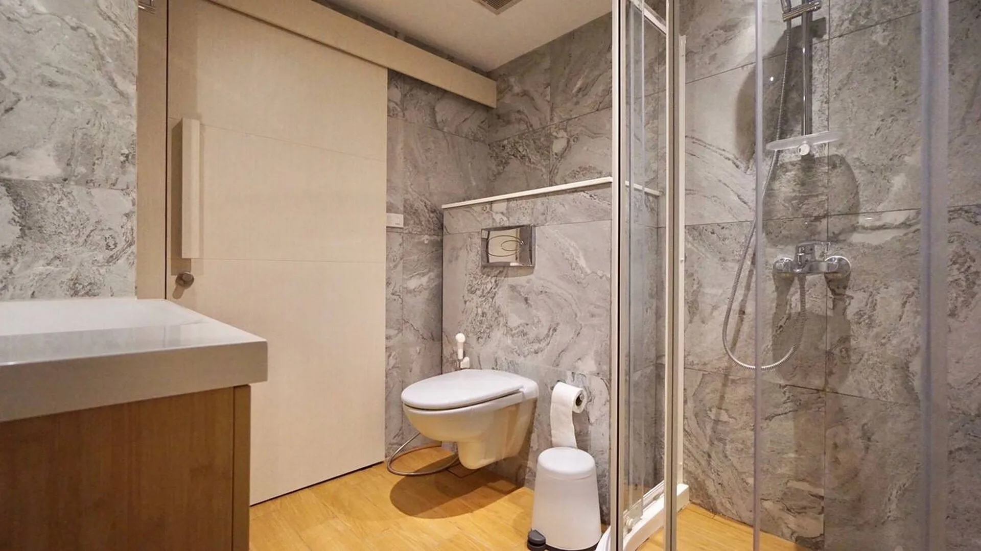 Property photos for Royal Castle