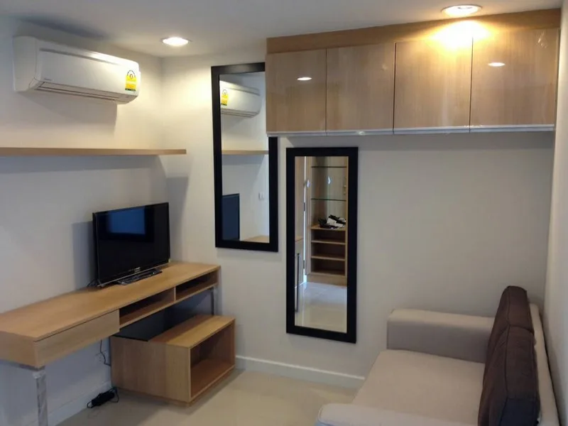 Property photos for Zenith Place Sukhumvit 42