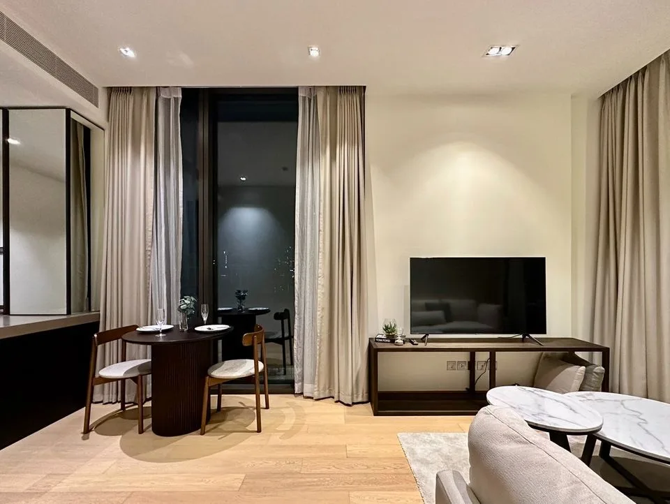 Property photos for 28 Chidlom