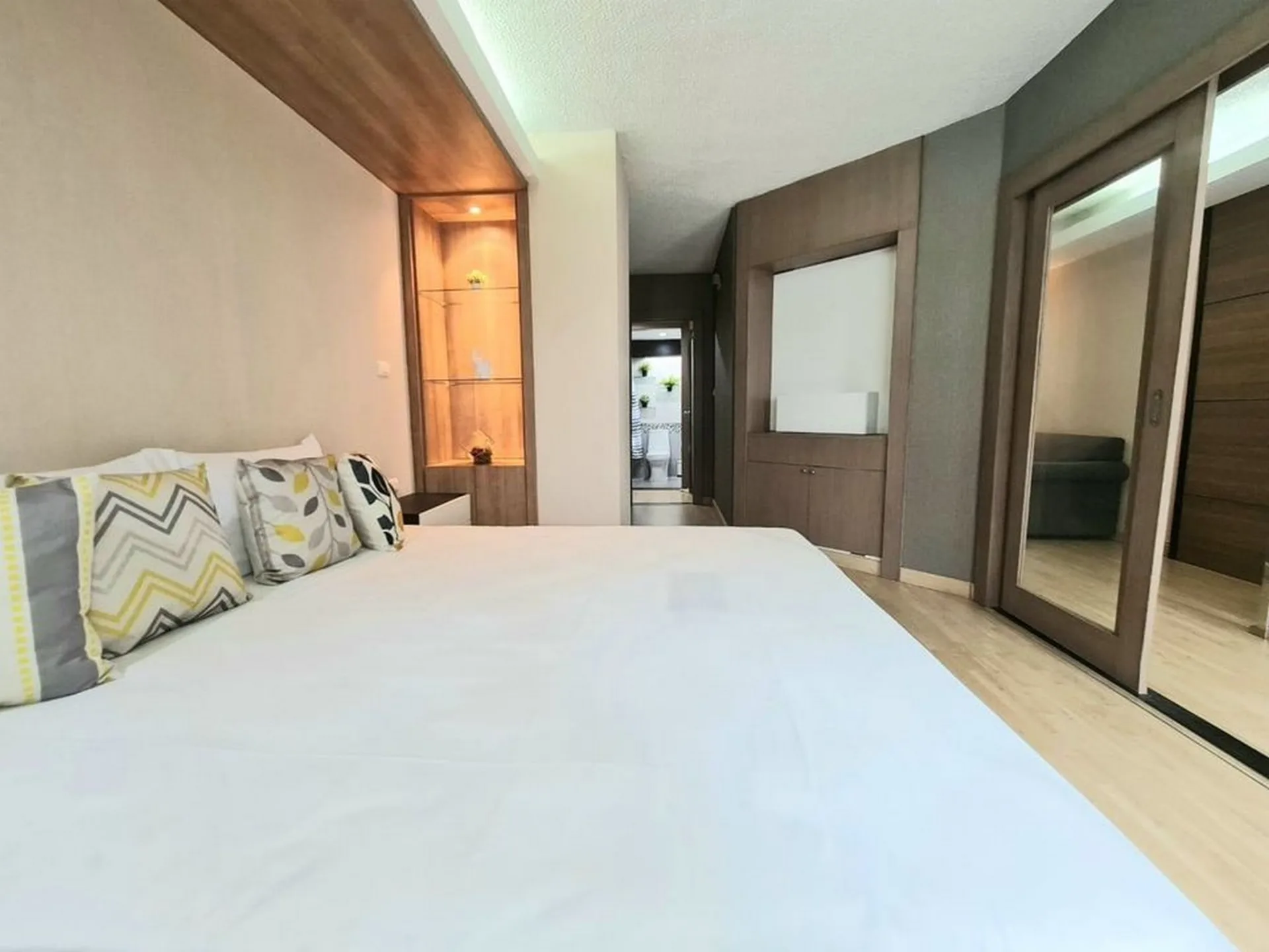 Property photos for The Waterford Sukhumvit 50 Onnut