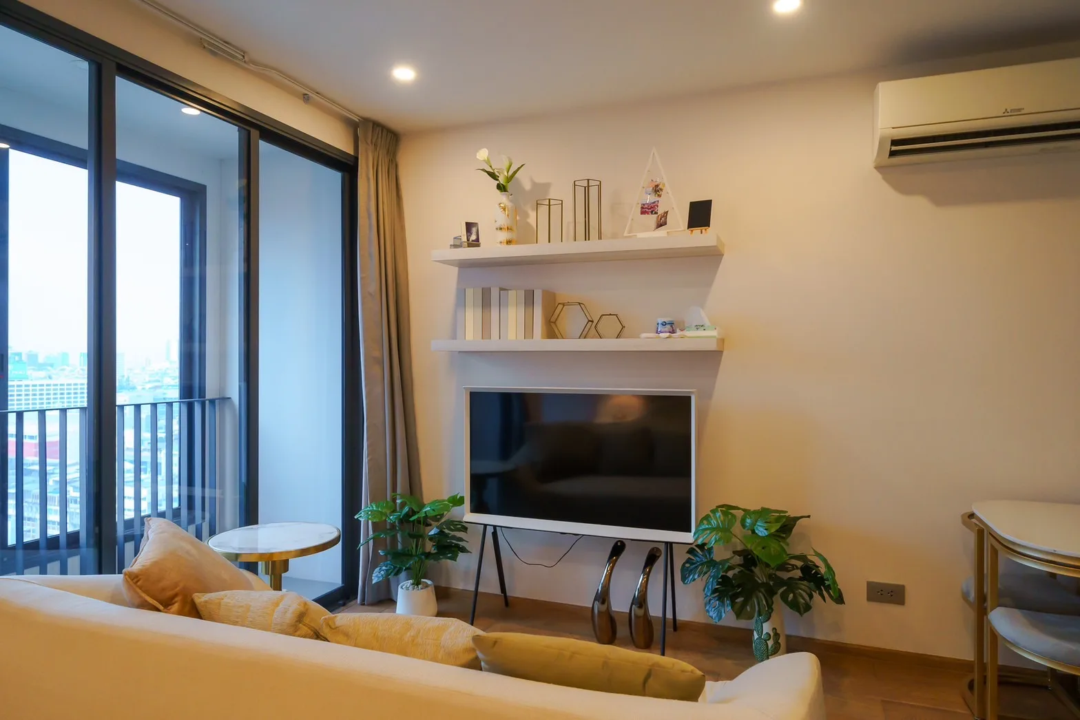 Property photos for Q Chidlom - Phetchaburi