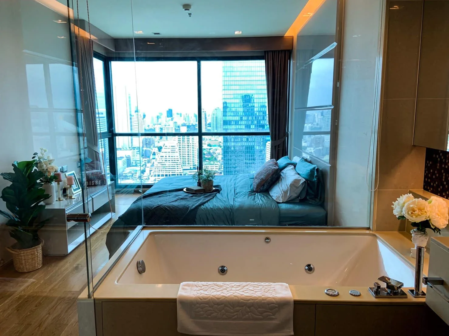 Property photos for The Address Sathorn