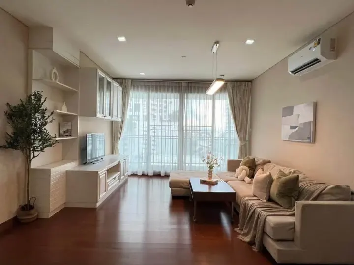 Property photos for Ivy Thonglor
