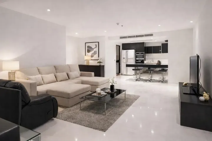 Property photos for Eight Thonglor Residence