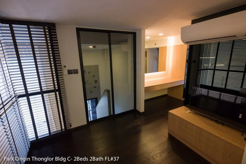 Property photos for Park Origin Thonglor