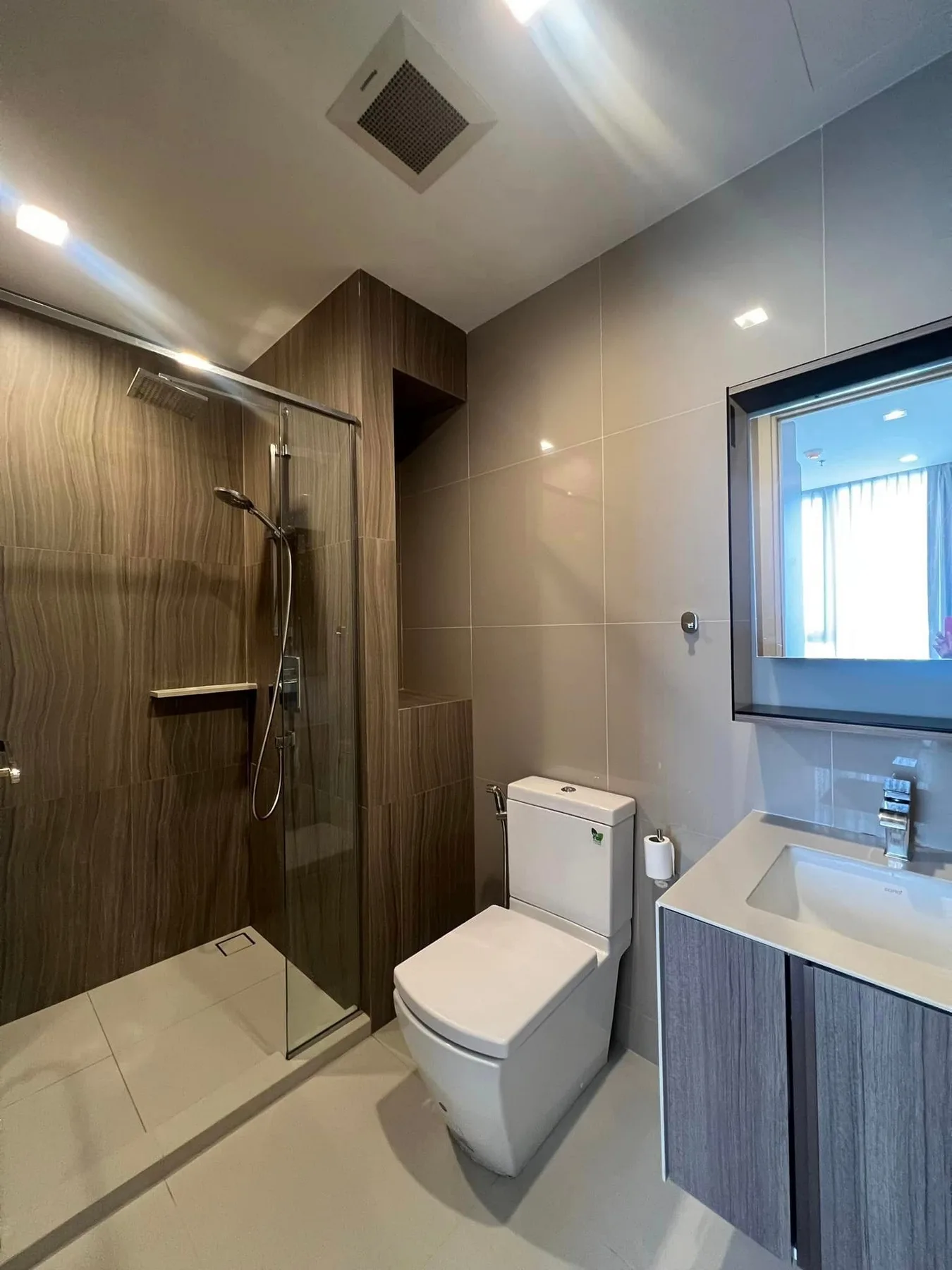 Property photos for THE LINE Phahol - Pradipat