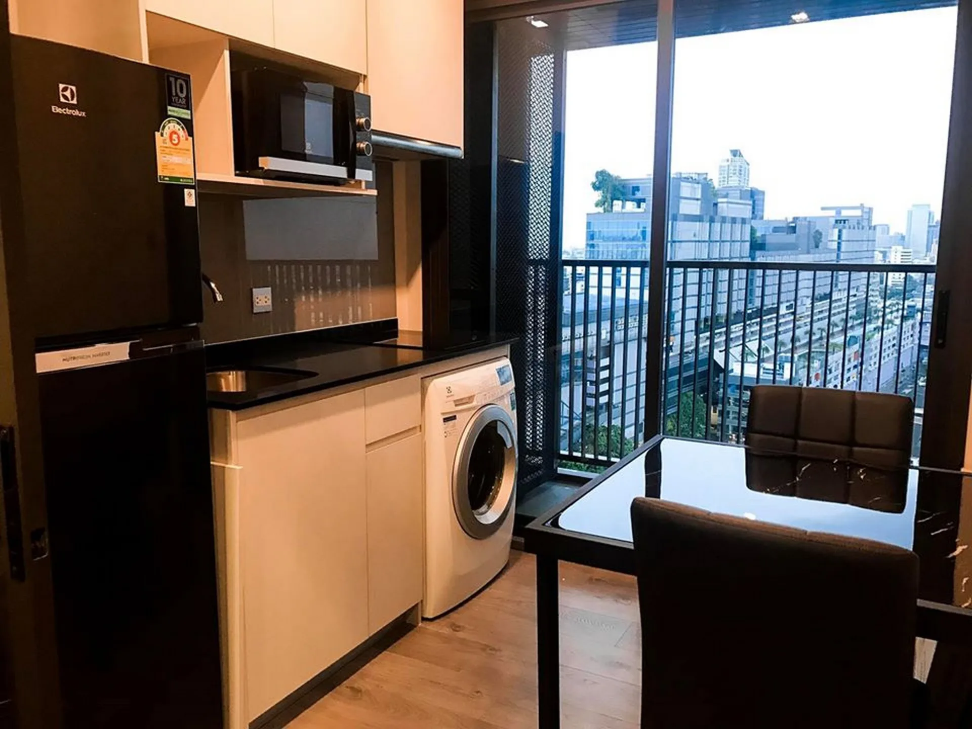Property photos for Whizdom Avenue Ratchada - Ladprao