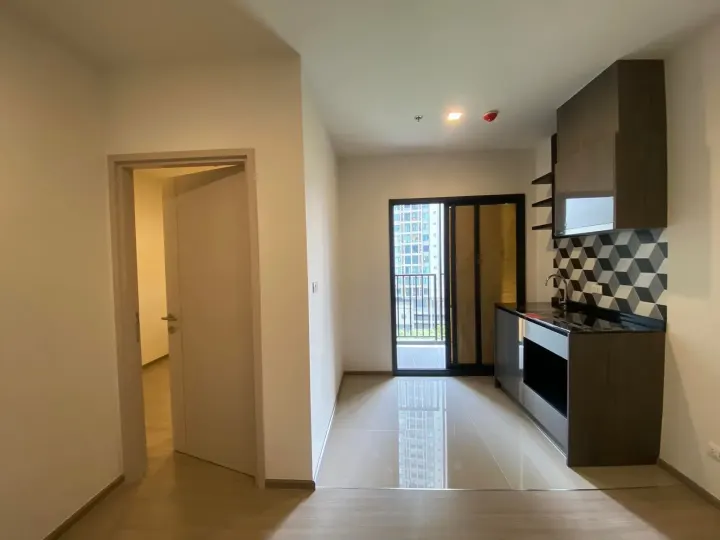Property photos for The Base Phetchaburi-thonglor