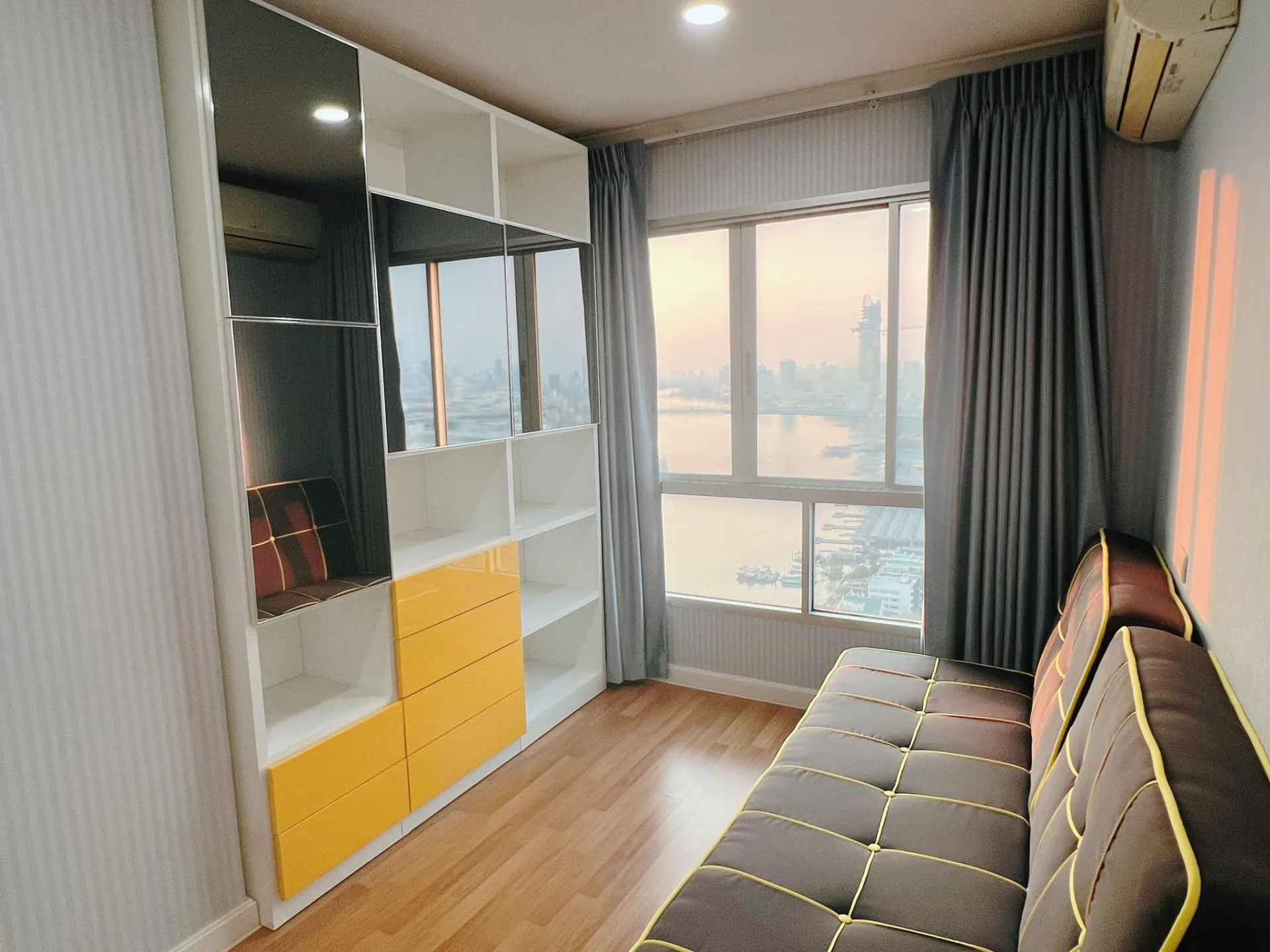 Property photos for Lumpini Park Riverside Rama 3