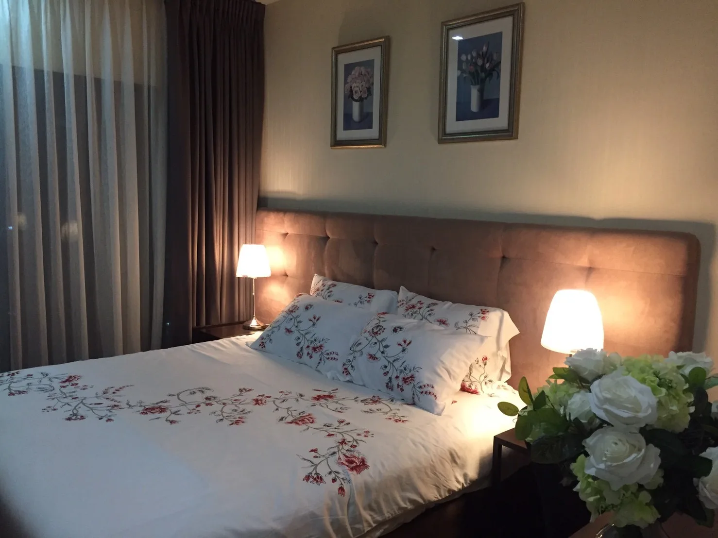 Property photos for Noble Refine