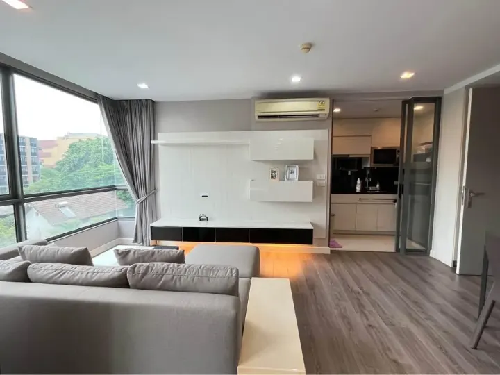 Property photos for The Room Sukhumvit 40