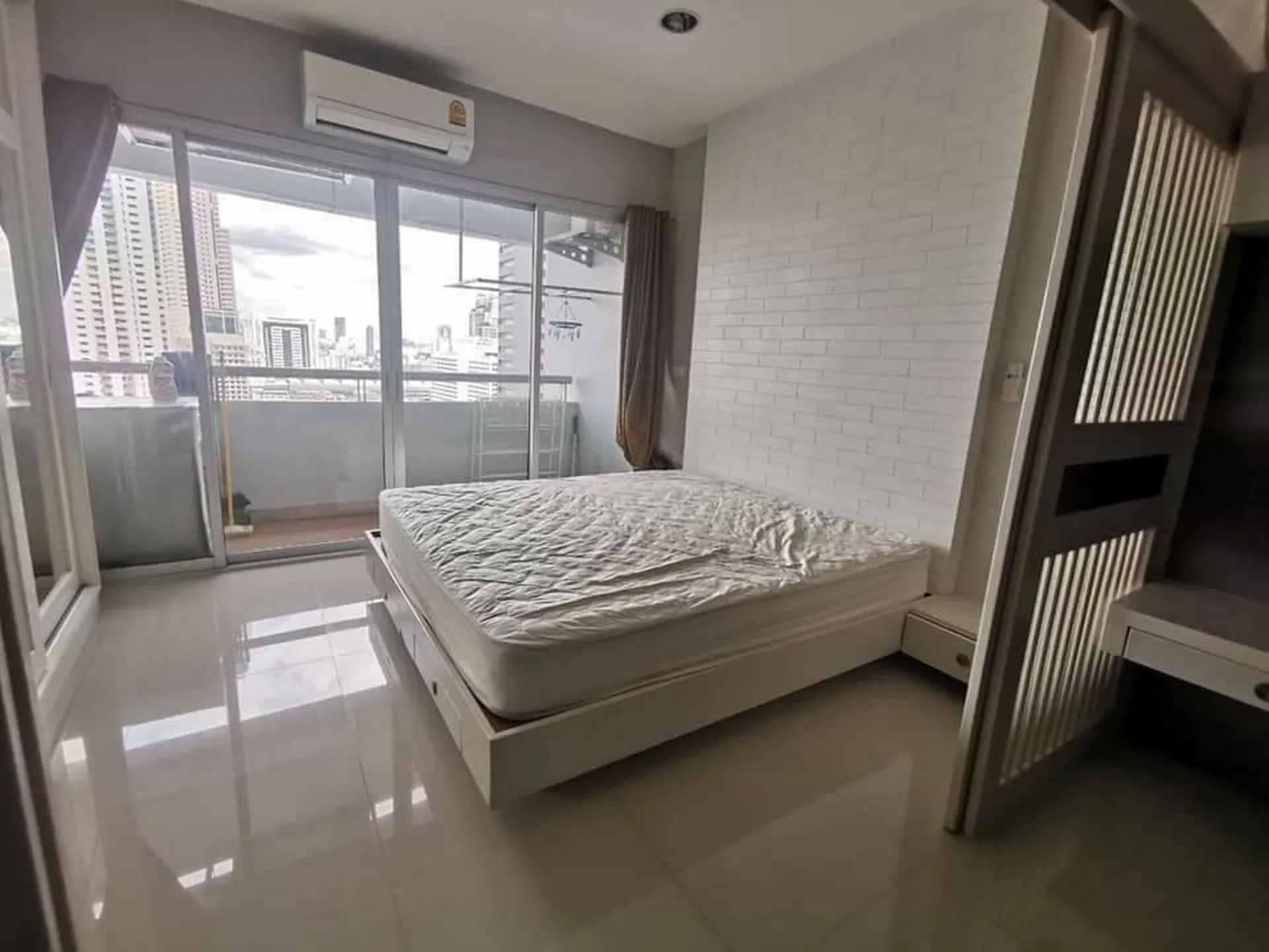 Property photos for The Platinum