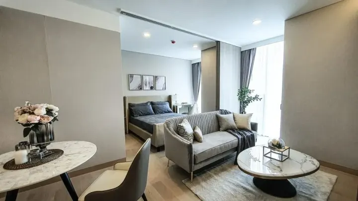 Property photos for Siamese Exclusive Queens