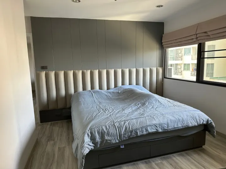 Property photos for The Royal Place 2