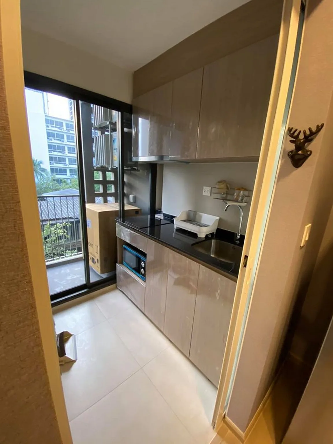 Property photos for Chambers On - nut Station