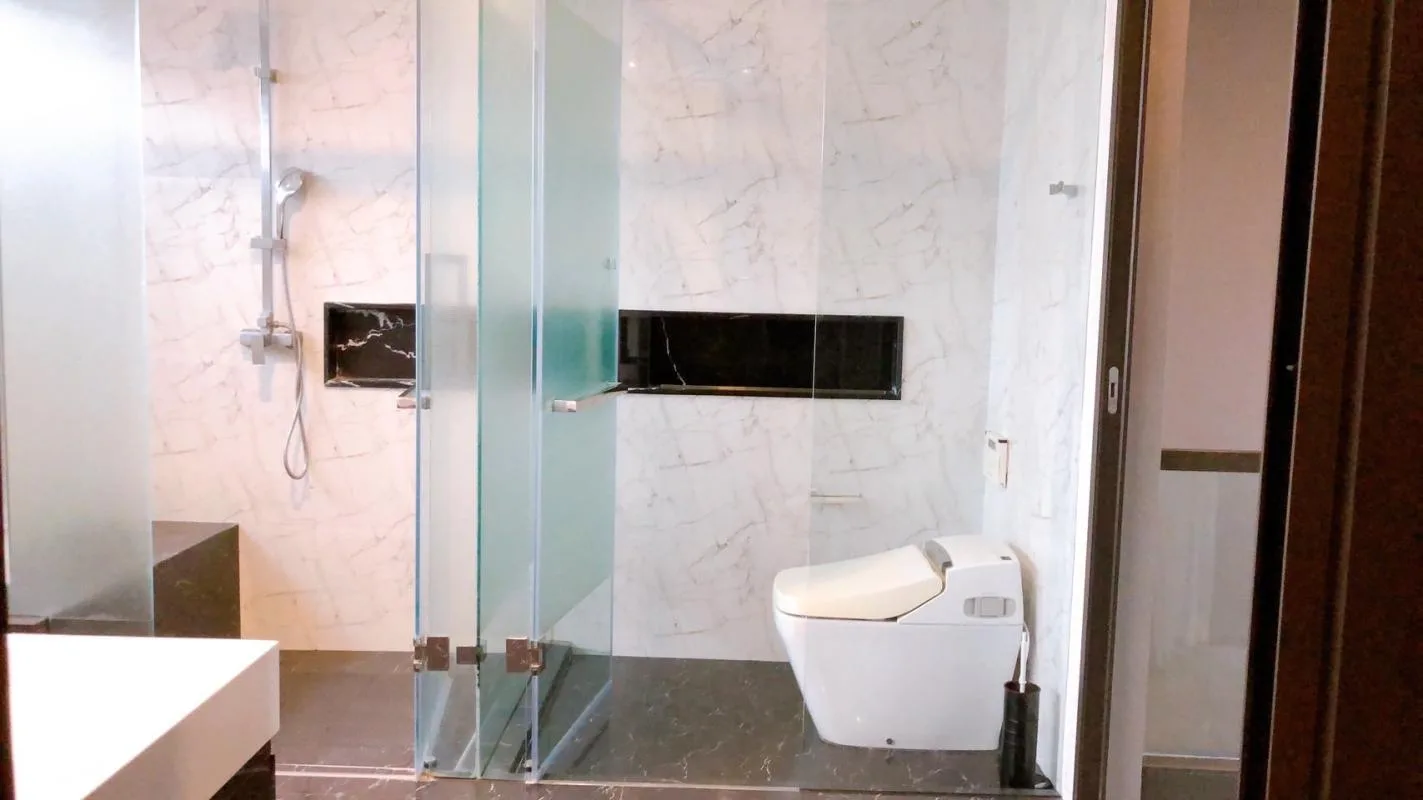 Property photos for The Landmark Ekamai-ramindra