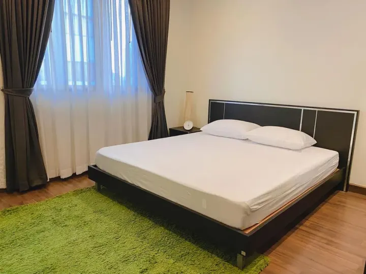 Property photos for Vista Garden