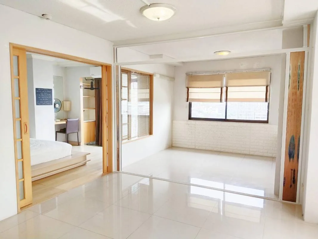Property photos for 38 Mansion