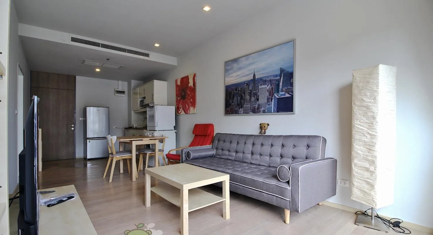 Property photos for Noble Refine