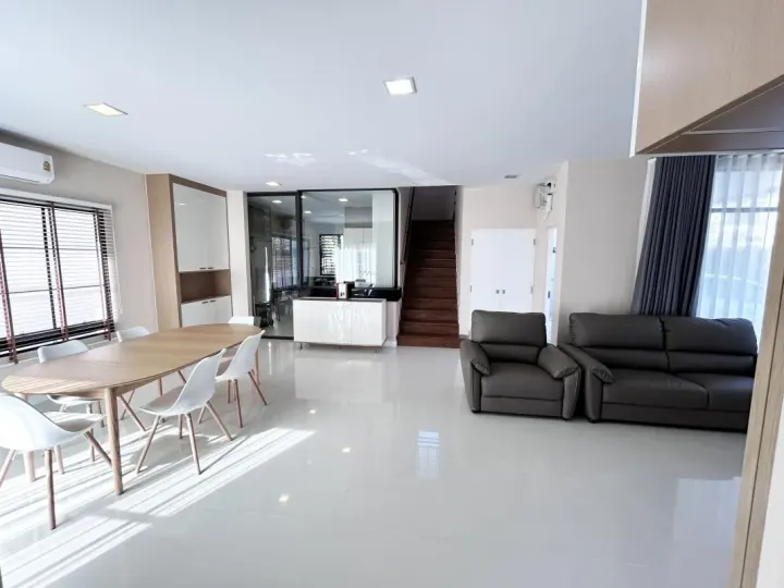Property photos for Manthana Onnut - Wongwaen 4