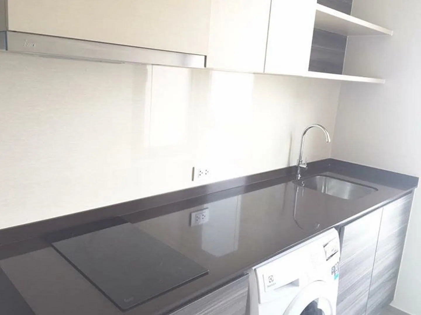 Property photos for Centric Ari Station