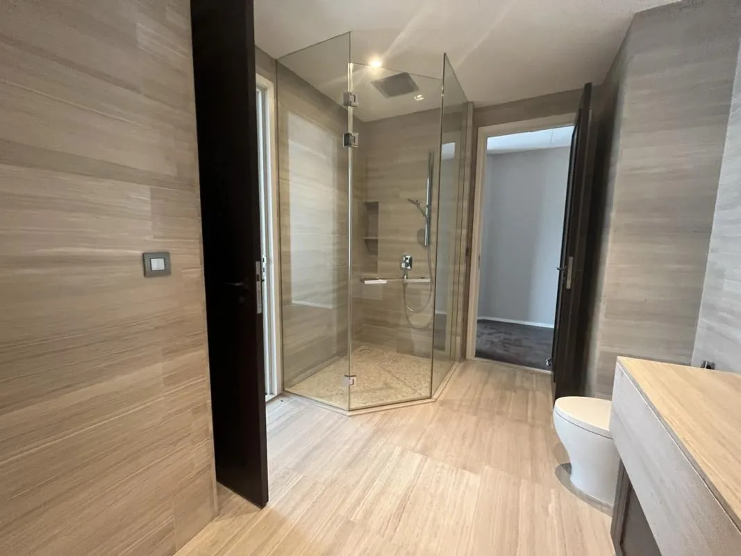 Property photos for The Diplomat 39