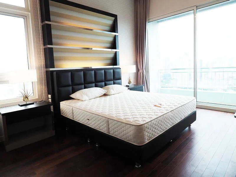 Property photos for Circle Condominium