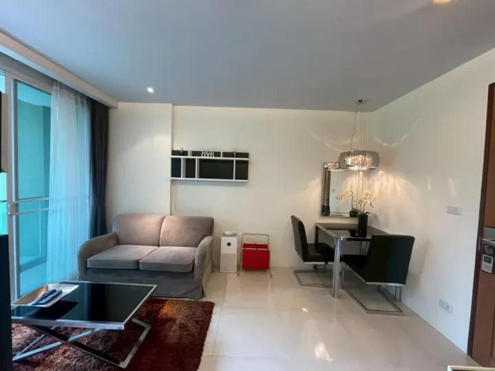 Property photos for Beverly 33