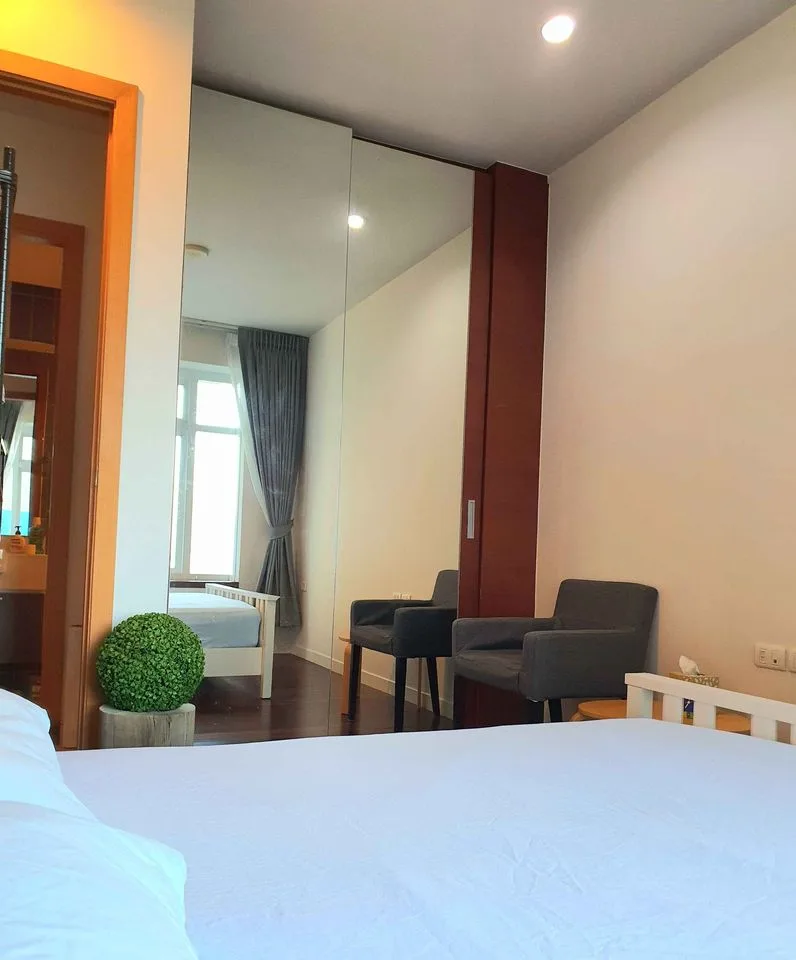 Property photos for Circle Condominium
