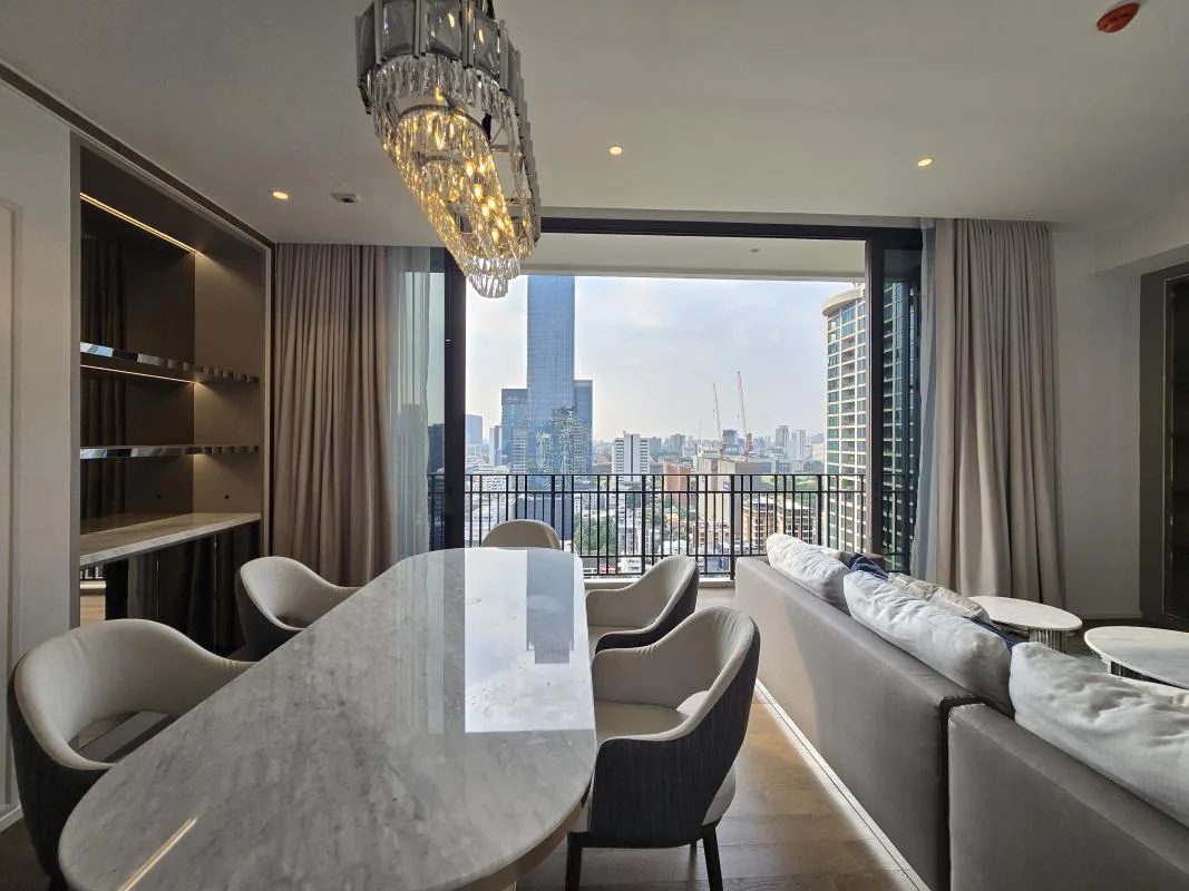 Property photos for Muniq Langsuan